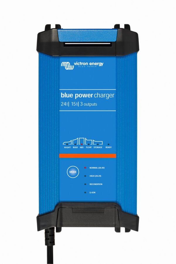 Caricabatterie di rete Blue Power IP22 Charger 12V 30A a tre uscite - immagine 2